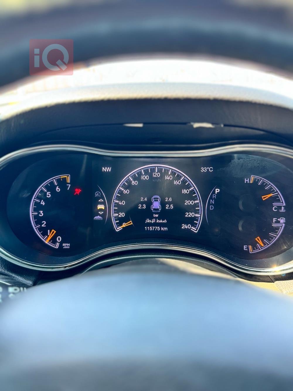 جیپ گراند شیرۆکی